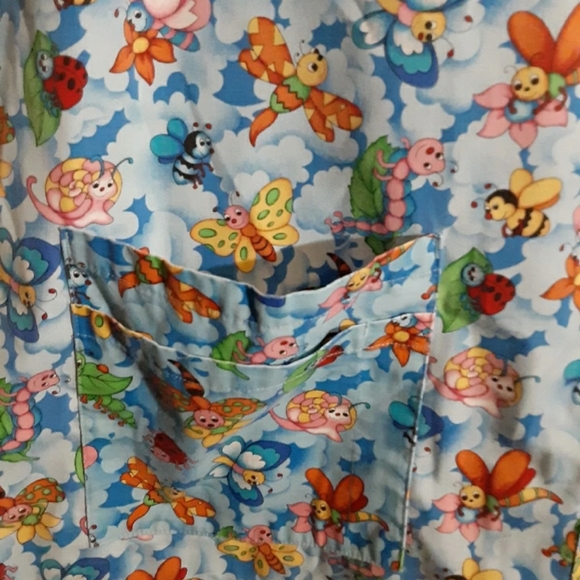 Scrub top - Picture 4 of 7